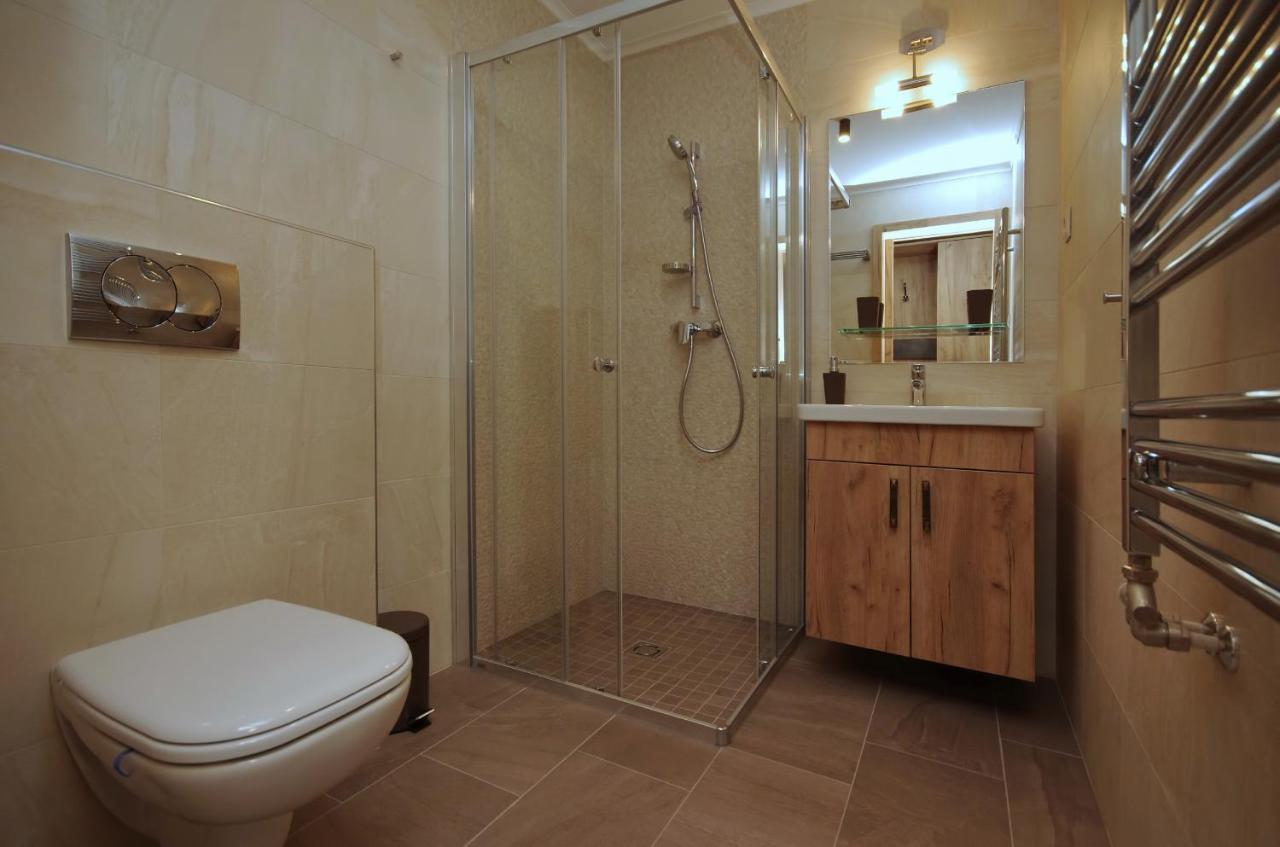 Almasy Apartmanhaz Gyula Exteriér fotografie