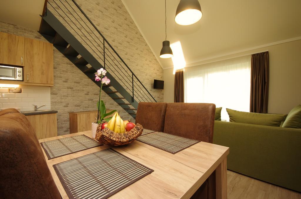Almasy Apartmanhaz Gyula Exteriér fotografie